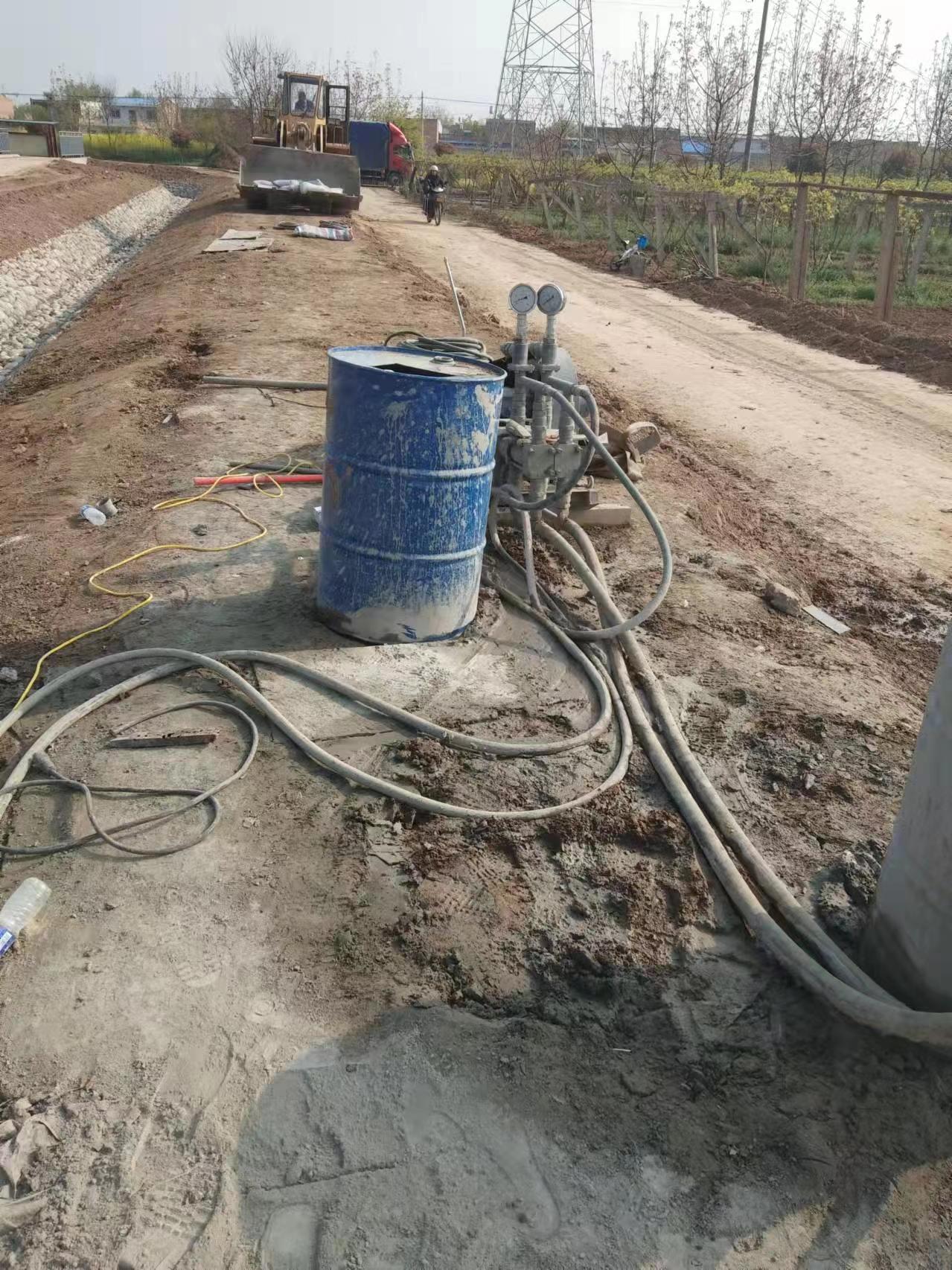 桑珠孜顶管注浆